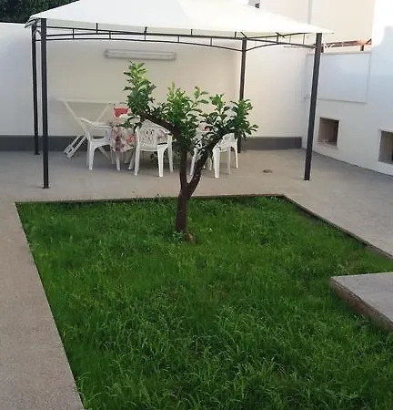 La Casa Dell'ospite Apartament Racale